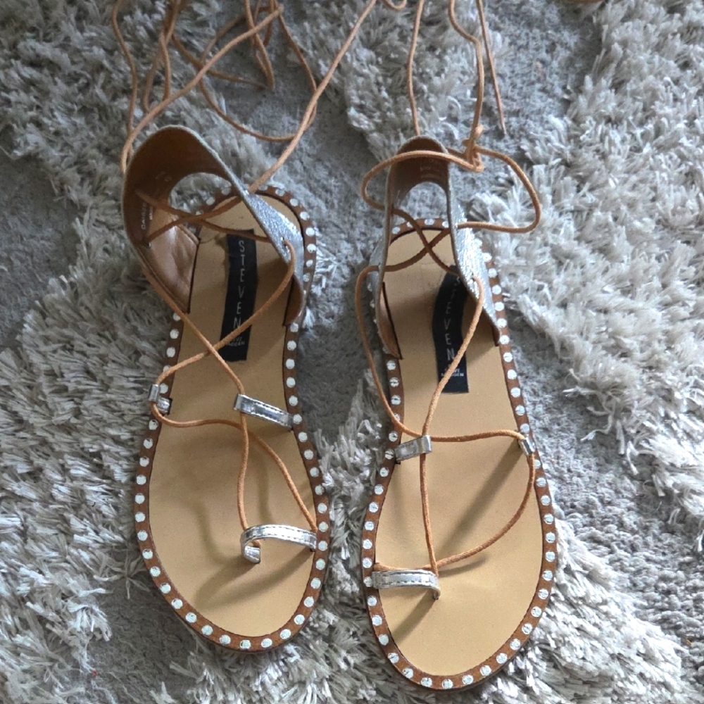 Steve Madden Silver Tan Gladiator Sandals